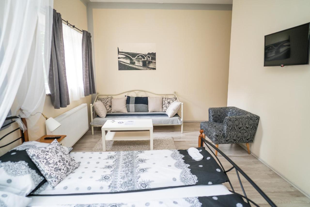 Boutique Hostel Kings N' Queens Zagreb Dış mekan fotoğraf